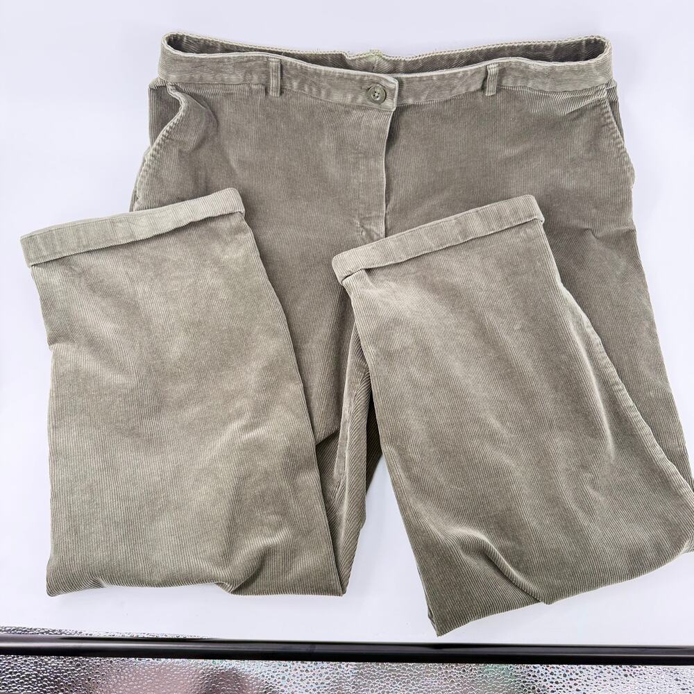 L.L. Bean Favorite Fit Corduroy Pants Women's Size 18 Olive Green Straight Leg